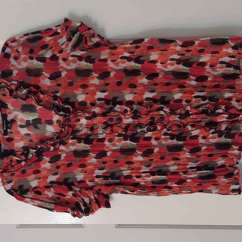 Short sleeve sheer blouse